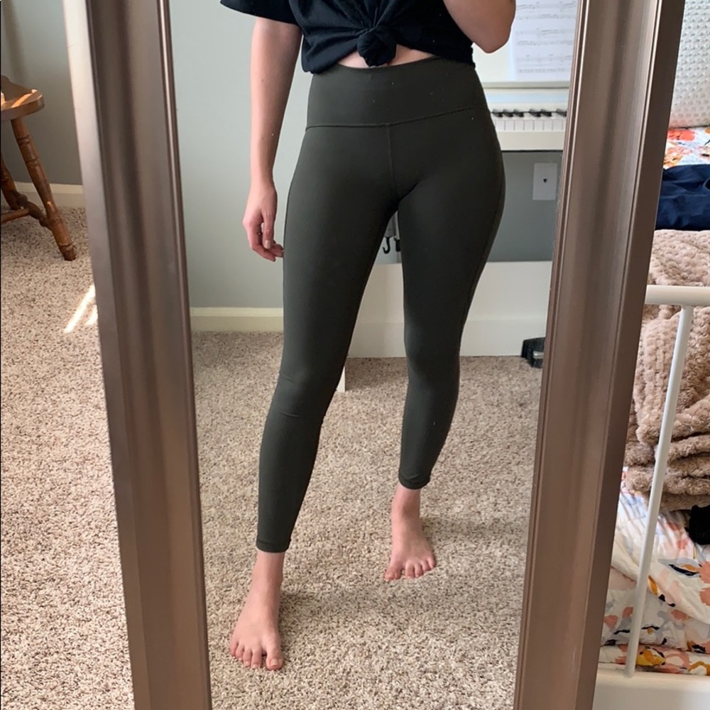 Like New LuluLemon Olive Leggings Size 2